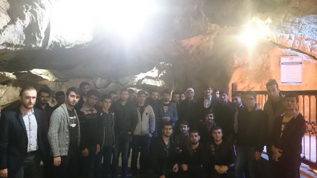 Ashab-ı-Kehf-MağarasıYedi-Uyurlar-Mersin-2-1024x576